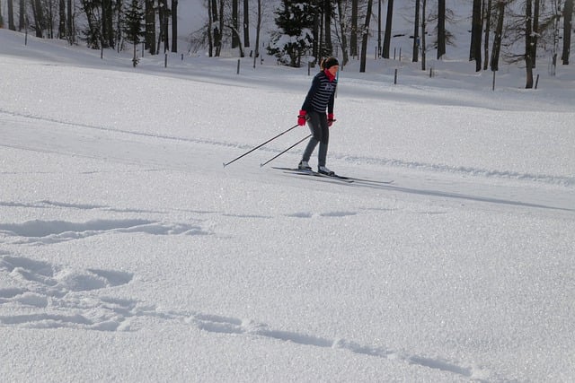 skiing