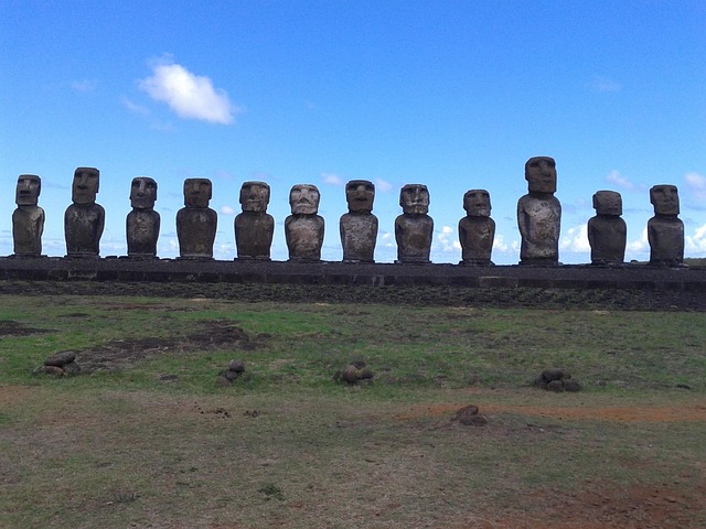 moai