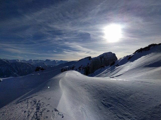 skiing