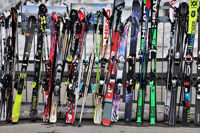 skiing
